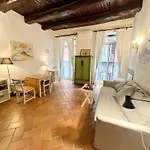 La Casa Di Licia A Due Passi Da Piazza Del Plebiscito Lejlighed *