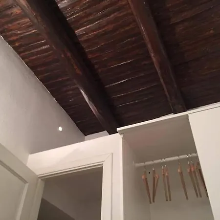 La Casa Di Licia A Due Passi Da Piazza Del Plebiscito Apartment *