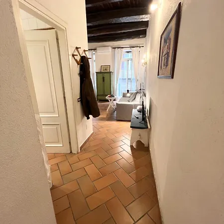 La Casa Di Licia A Due Passi Da Piazza Del Plebiscito Appartamento Napoli
