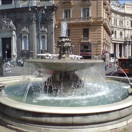 La Casa Di Licia A Due Passi Da Piazza Del Plebiscito *