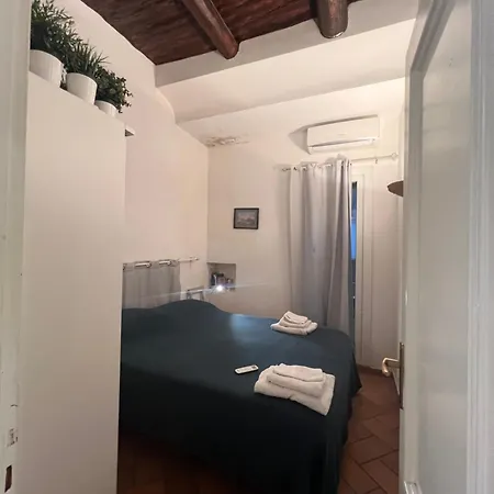 La Casa Di Licia A Due Passi Da Piazza Del Plebiscito Appartamento Napoli