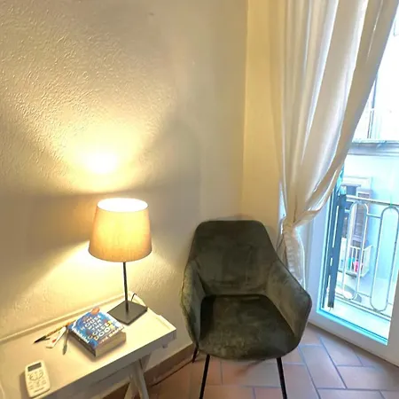 Lejlighed La Casa Di Licia A Due Passi Da Piazza Del Plebiscito Napoli
